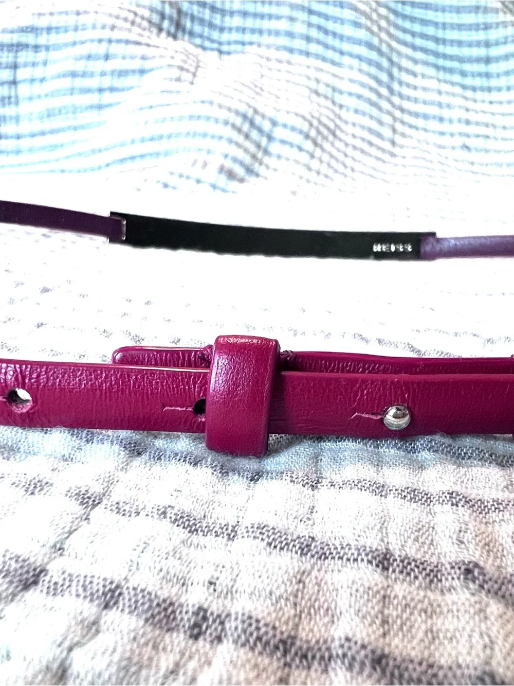 REISS Berry Pink Red Skinny Leather Belt Gold Hardware Plate Bar S